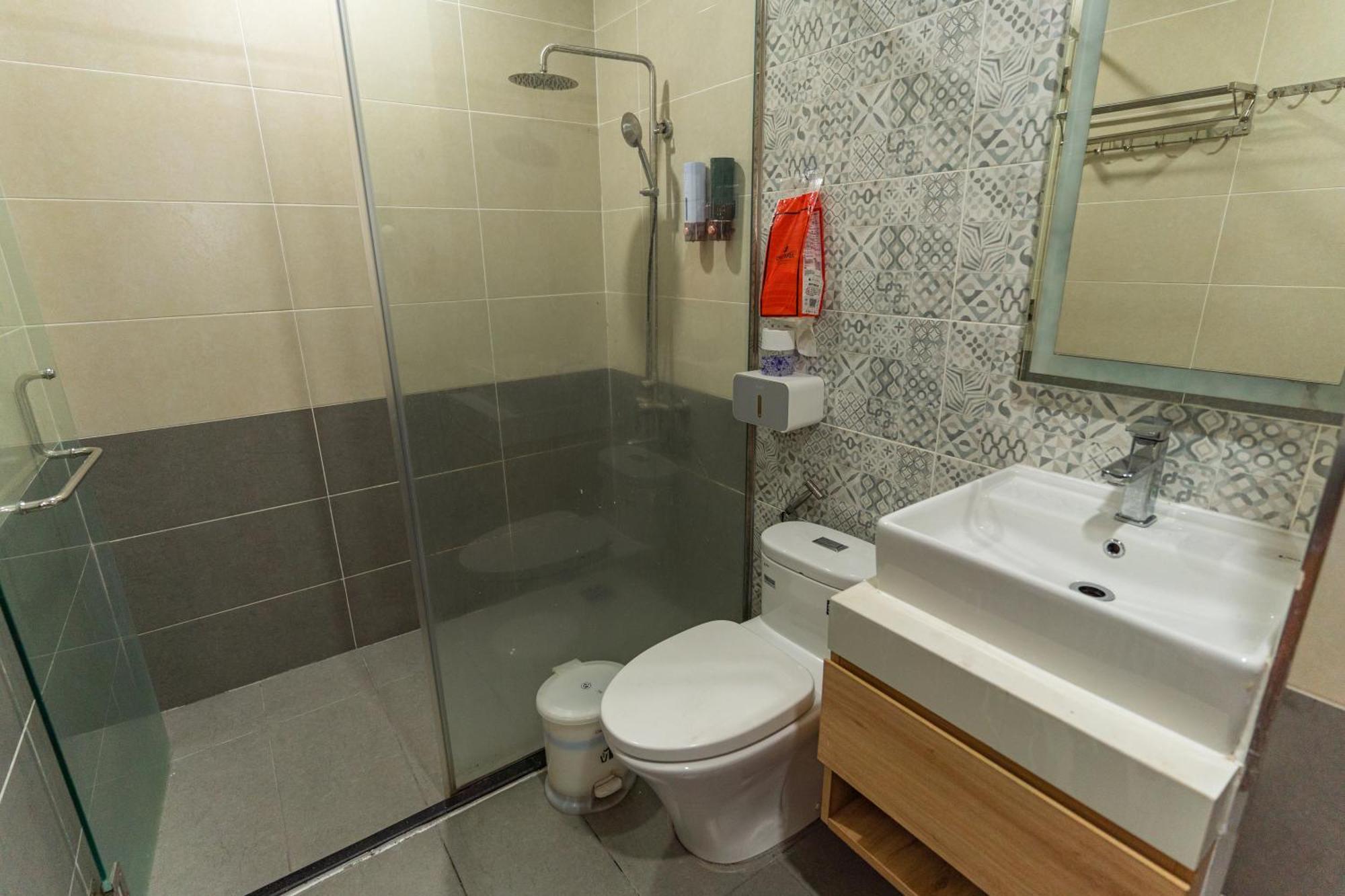 Tphomes Lakeview 122 Homestay *