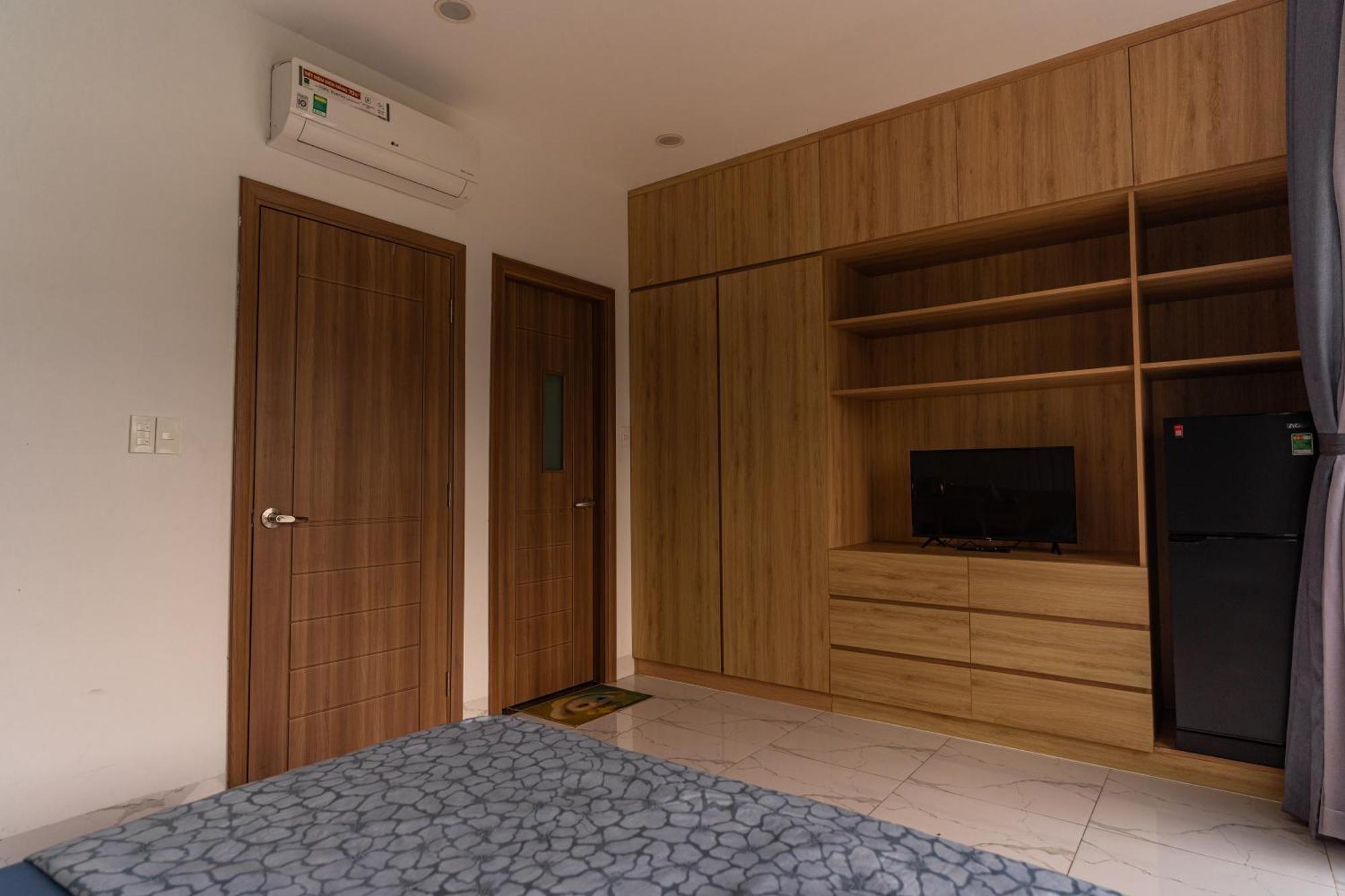 Homestay Tphomes Lakeview 122 Ho Chi Minh City
