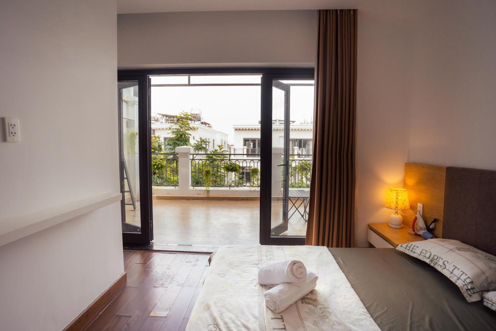 Homestay Tphomes Lakeview 122 Ho Chi Minh City