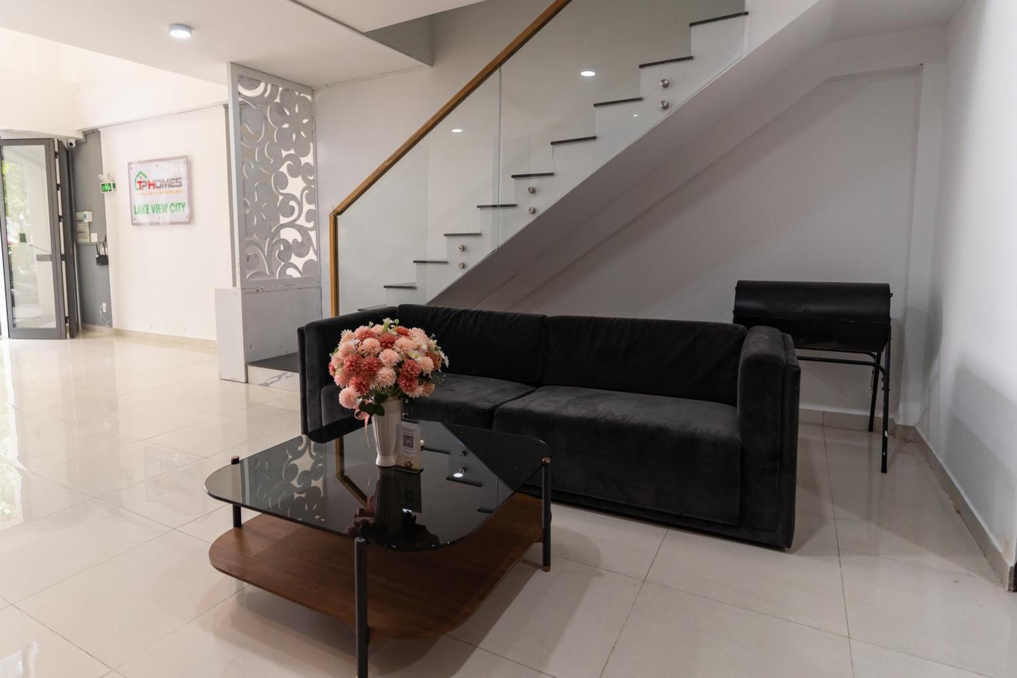 Homestay Tphomes Lakeview 122